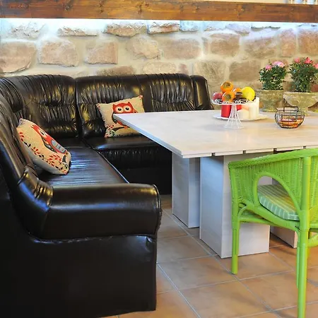 Dom wakacyjny Kada *